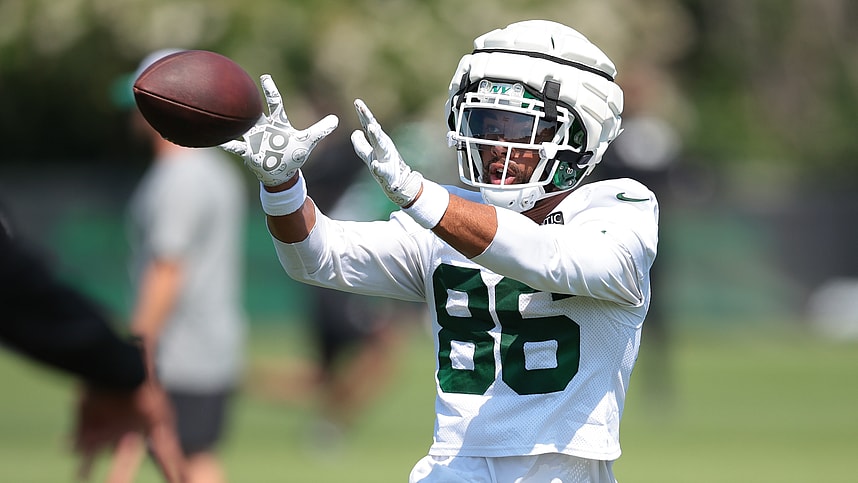 Jul 27, 2024; Florham Park, NJ, USA; New York Jets wide receiver Malik Taylor (86) catches the ball during training camp at Atlantic Health Jets Training Center. Mandatory Credit: Vincent Carchietta-USA TODAY Sports