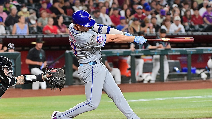 Aug 29, 2024; Phoenix, Arizona, USA; New York Mets first base Pete Alonso (20) hits a solo home run in the second inning against the Arizona Diamondbacks at Chase Field. Mandatory Credit: Matt Kartozian-USA TODAY Sports