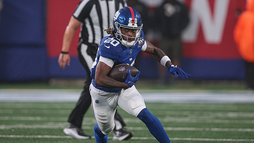 Aug 8, 2024; East Rutherford, New Jersey, USA; New York Giants running back Eric Gray (20) carries the ball during the first half against the Detroit Lions at MetLife Stadium. Mandatory Credit: Vincent Carchietta-USA TODAY Sports