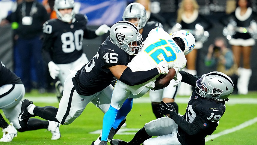NFL: Los Angeles Chargers at Las Vegas Raiders, Jakob Johnson, new york giants