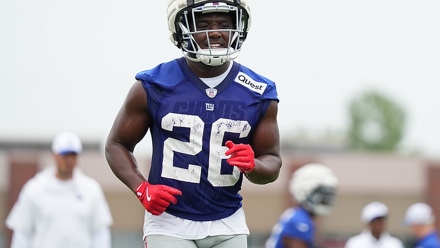 Jul 25, 2024; East Rutherford, NY, USA; New York Giants running back Devin Singletary (26) participates in a drill during training camp at Quest Diagnostics Training Center. Mandatory Credit: Lucas Boland-USA TODAY Sports