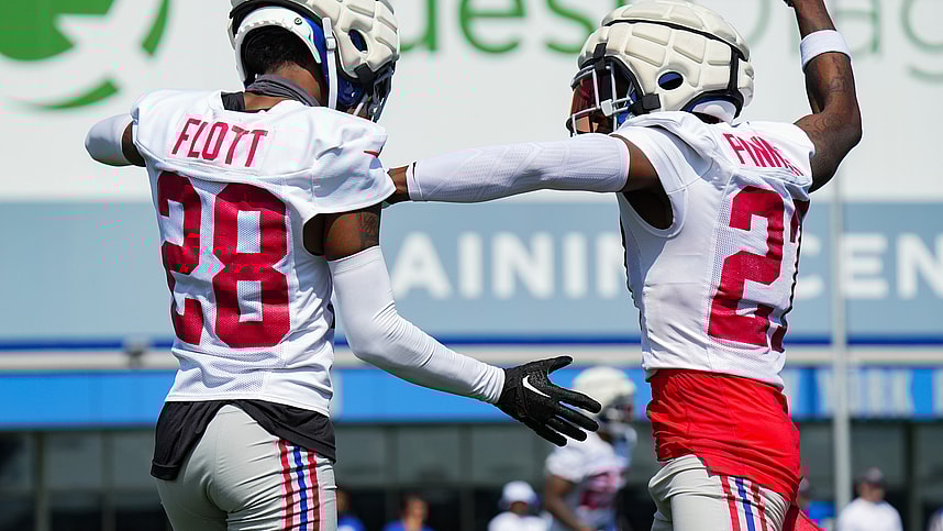 NFL: New York Giants Training Camp, cor'dale flott