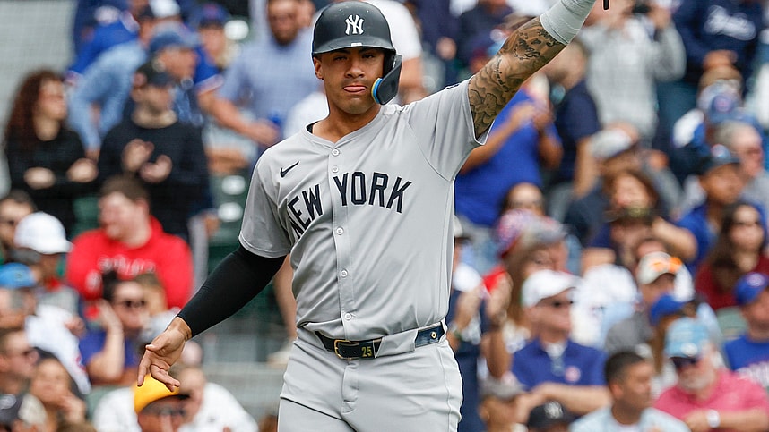 MLB: New York Yankees at Chicago Cubs, gleyber torres