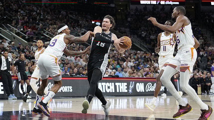 NBA: Phoenix Suns at San Antonio Spurs, lakers