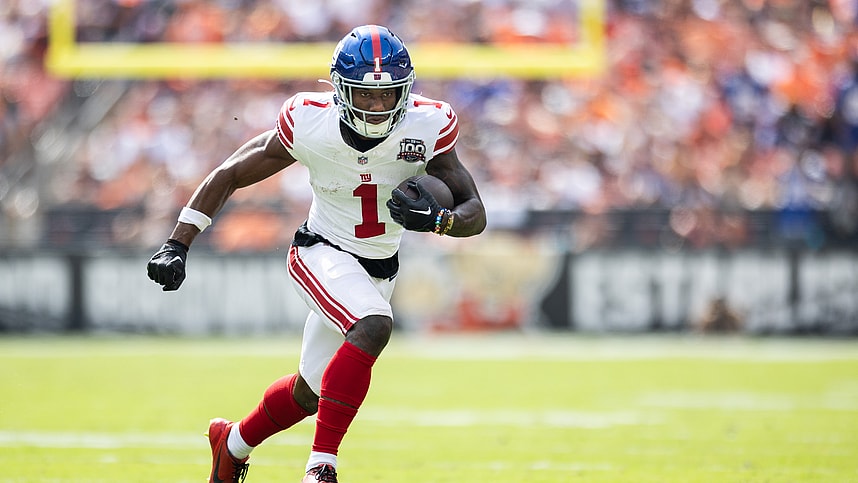 Sep 22, 2024; Cleveland, Ohio, USA; New York Giants wide receiver Malik Nabers (1) runs the ball against the Cleveland Browns during the second quarter at Huntington Bank Field. Mandatory Credit: Scott Galvin-Imagn Images