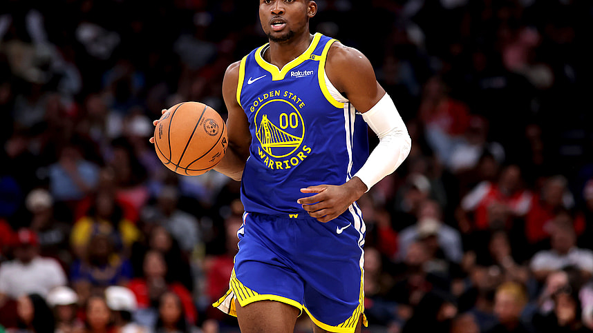 Nov 2, 2024; Houston, Texas, USA; Golden State Warriors forward Jonathan Kuminga (00) handles the ball against the Houston Rockets during the second quarter at Toyota Center. Mandatory Credit: Erik Williams-Imagn Images