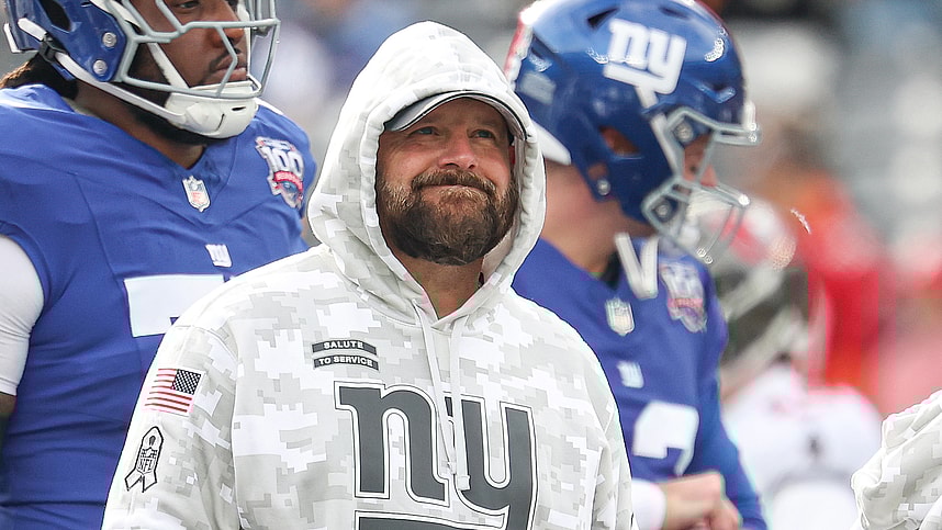 Nov 24, 2024; East Rutherford, New Jersey, USA; New York Giants head coach Brian Daboll looks on before the game at MetLife Stadium. Mandatory Credit: Vincent Carchietta-Imagn Images