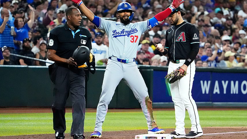 Syndication: Arizona Republic, teoscar hernandez, dodgers
