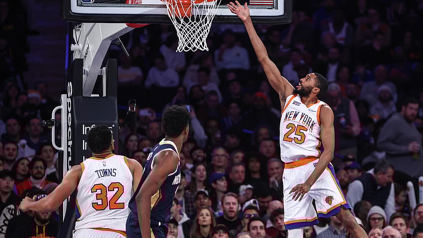 Dec 1, 2024; New York, New York, USA;  New York Knicks forward Mikal Bridges (25) drives to the basket in the third quarter against the New Orleans Pelicans at Madison Square Garden. Mandatory Credit: Wendell Cruz-Imagn Images