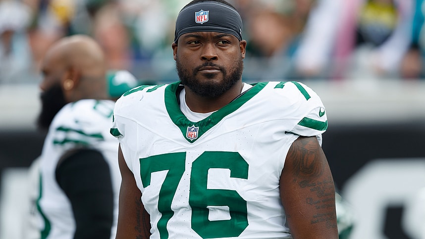 Dec 15, 2024; Jacksonville, Florida, USA; New York Jets offensive linebacker John Simpson (76) before the game against the Jacksonville Jaguars at EverBank Stadium. Mandatory Credit: Morgan Tencza-Imagn Images