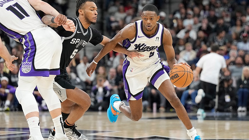 NBA: Sacramento Kings at San Antonio Spurs