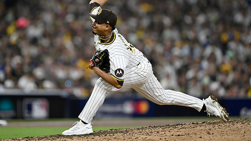 Jeremiah Estrada, Padres