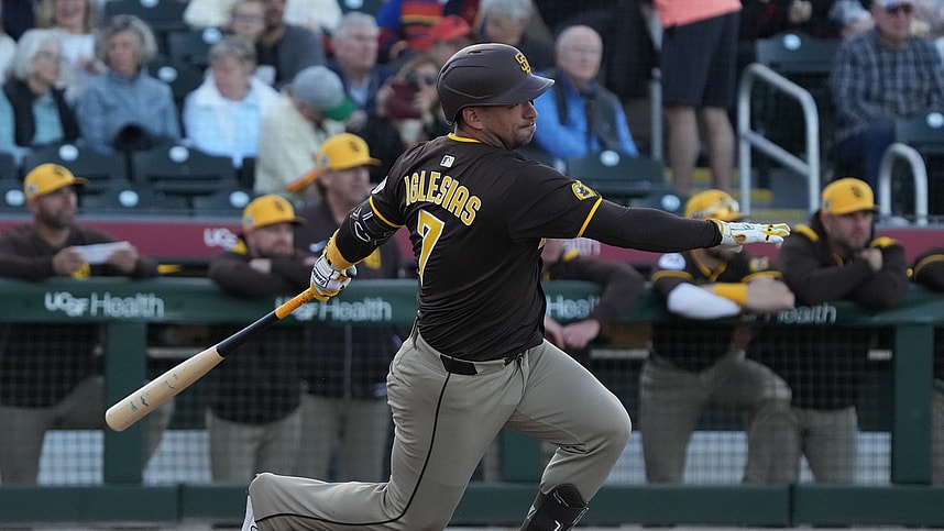 Jose Iglesias, Padres