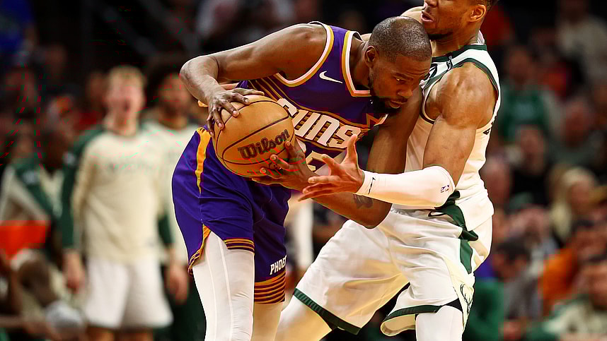 NBA: Milwaukee Bucks at Phoenix Suns