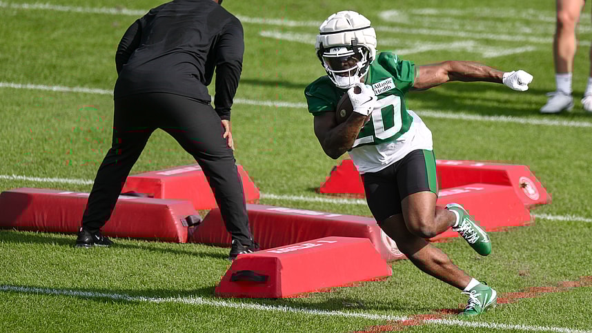 Breece Hall, NFL: New York Jets Training Camp