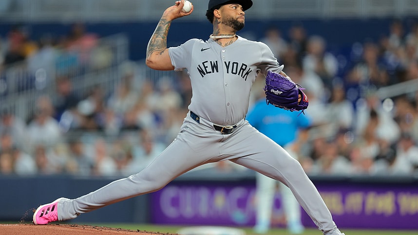 MLB: New York Yankees at Miami Marlins, luis gil