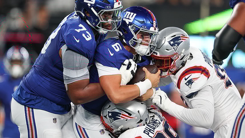 Evan Neal, Jaxson Dart, NFL: New England Patriots at New York Giants