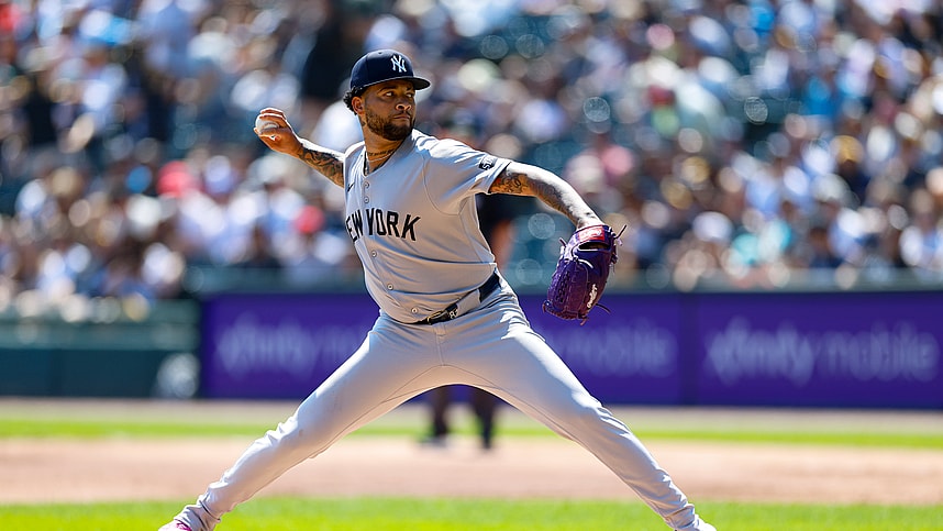 MLB: New York Yankees at Chicago White Sox, luis gil