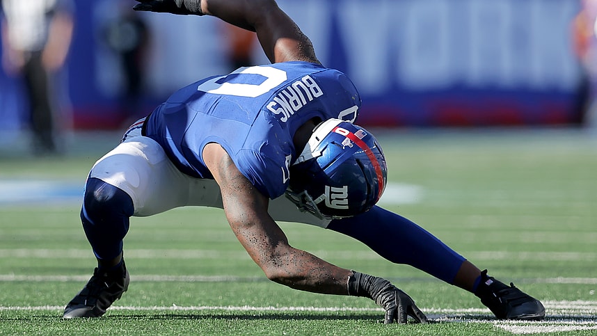 Brian Burns, NFL: Los Angeles Chargers at New York Giants