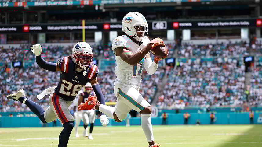 Jaylen Waddle, Giants, NFL: New England Patriots at Miami Dolphins