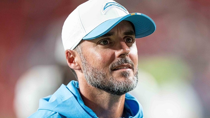 Jesse Minter, giants, NFL: Los Angeles Chargers at San Francisco 49ers