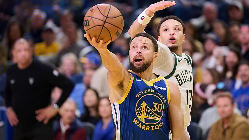 NBA: Milwaukee Bucks at Golden State Warriors