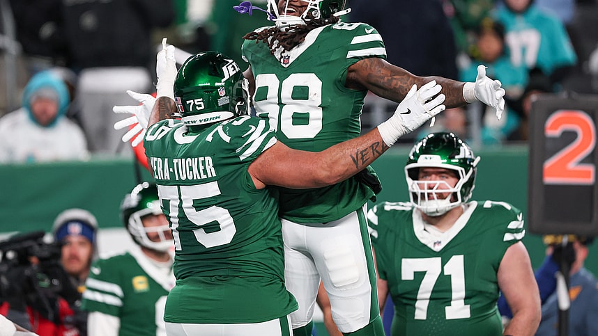 NFL: Miami Dolphins at New York Jets, new york giants, alijah vera-tucker
