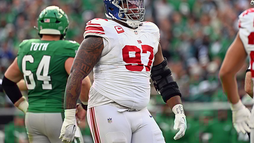 dexter lawrence, NFL: New York Giants at Philadelphia Eagles