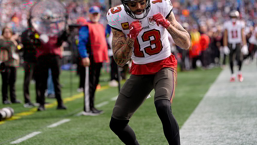 Mike Evans, giants, NFL: Tampa Bay Buccaneers at Carolina Panthers