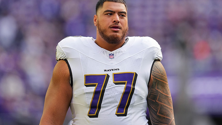 Daniel Faalele, Giants, NFL: Baltimore Ravens at Minnesota Vikings