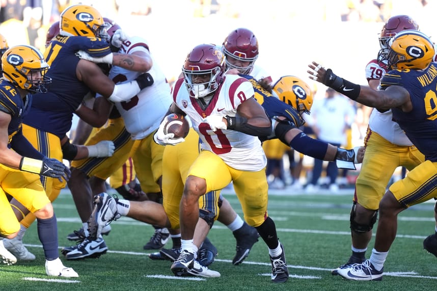 Oct 28, 2023; Berkeley, California, USA; USC Trojans running back MarShawn Lloyd (New York Giants draft target) (0) rushes for a touchdown against the California Golden Bears during the fourth quarter at California Memorial Stadium. Mandatory Credit: Darren Yamashita-USA TODAY Sports