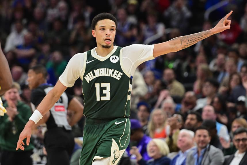 NBA: Golden State Warriors at Milwaukee Bucks