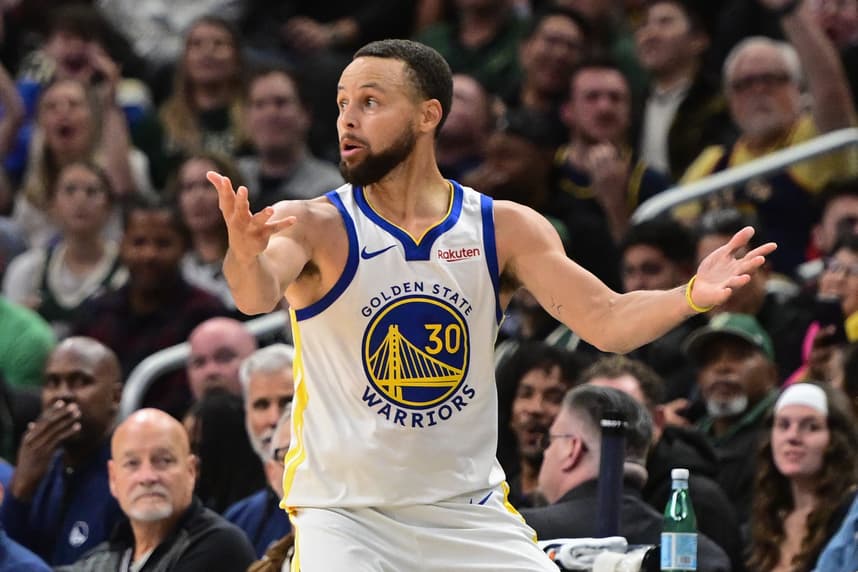 NBA: Golden State Warriors at Milwaukee Bucks