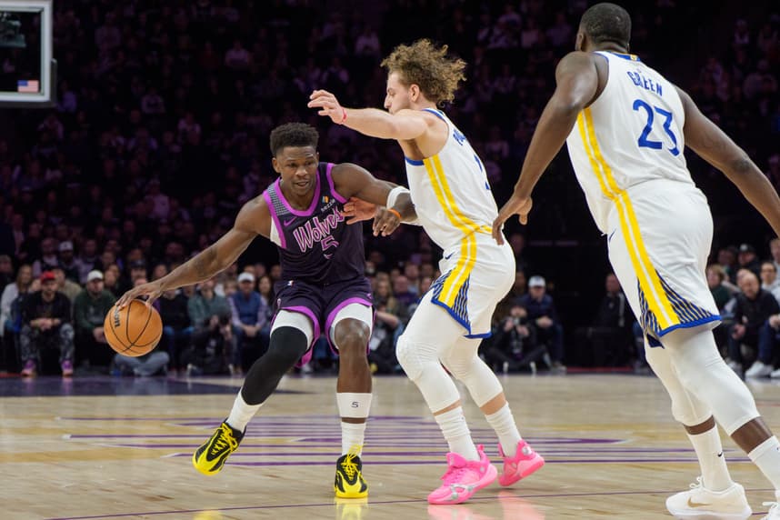 NBA: Golden State Warriors at Minnesota Timberwolves