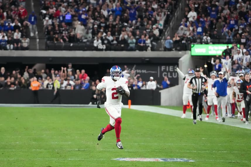 deonte Banks, NFL: New York Giants at Las Vegas Raiders