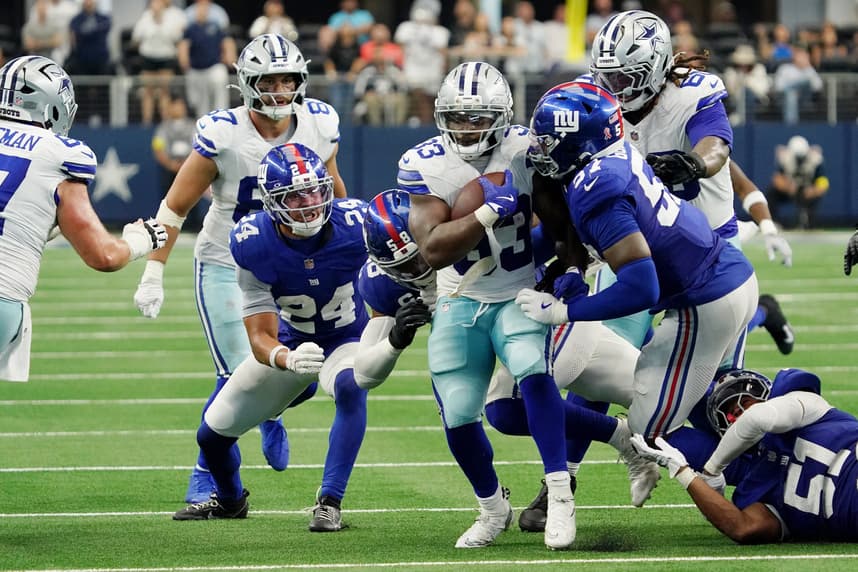 Chauncey Golston, NFL: New York Giants at Dallas Cowboys