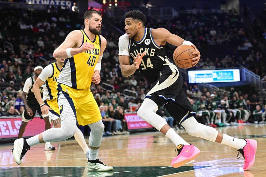 Giannis Antetokounmpo, knicks, NBA: Indiana Pacers at Milwaukee Bucks