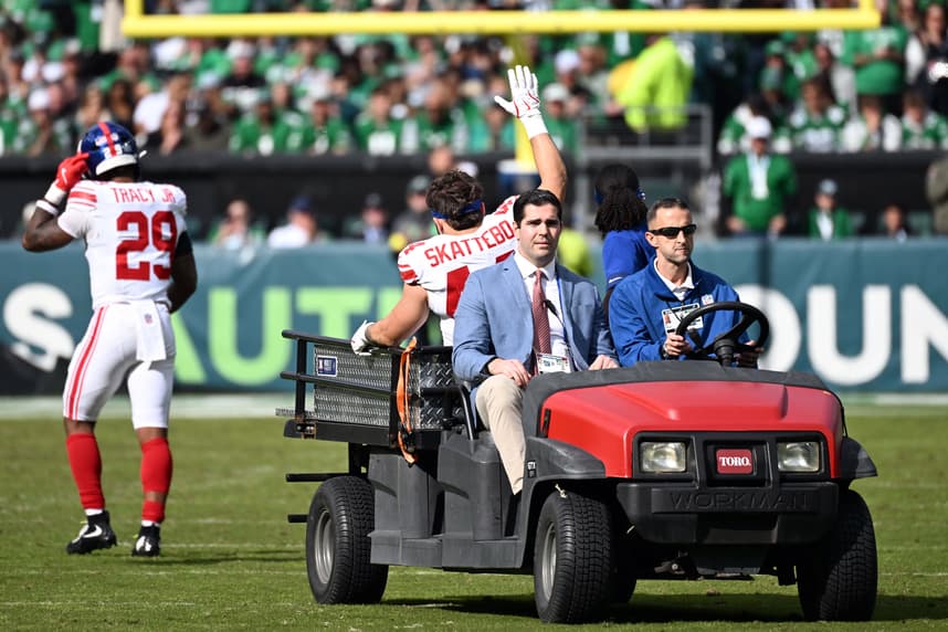 Cam Skattebo, NFL: New York Giants at Philadelphia Eagles
