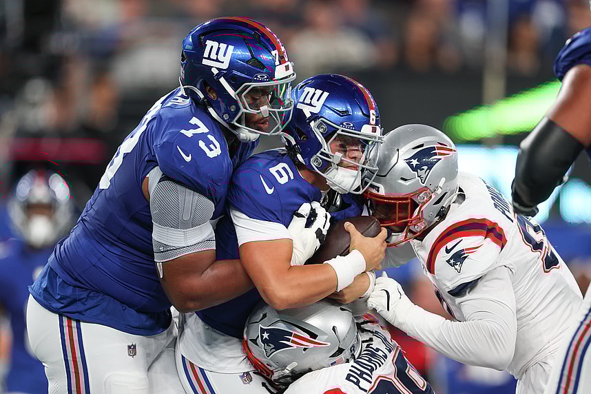 Evan Neal, Jaxson Dart, NFL: New England Patriots at New York Giants