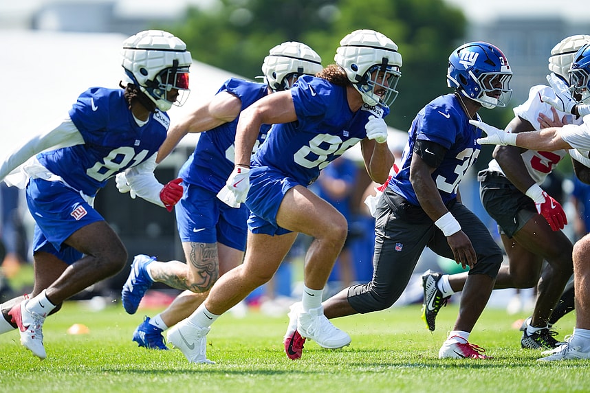 Syndication: The Record, greg dulcich, new york giants