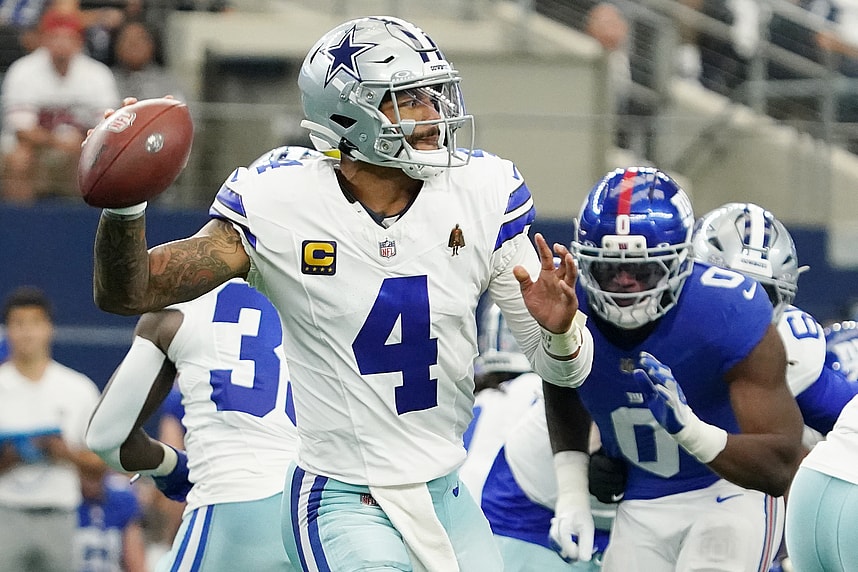 Brian Burns, Dak Prescott, NFL: New York Giants at Dallas Cowboys