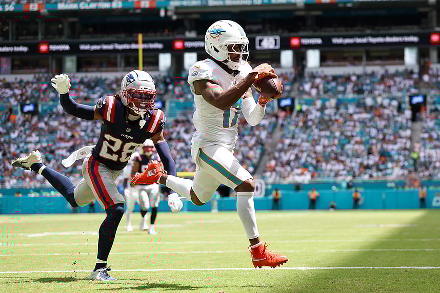 Jaylen Waddle, Giants, NFL: New England Patriots at Miami Dolphins