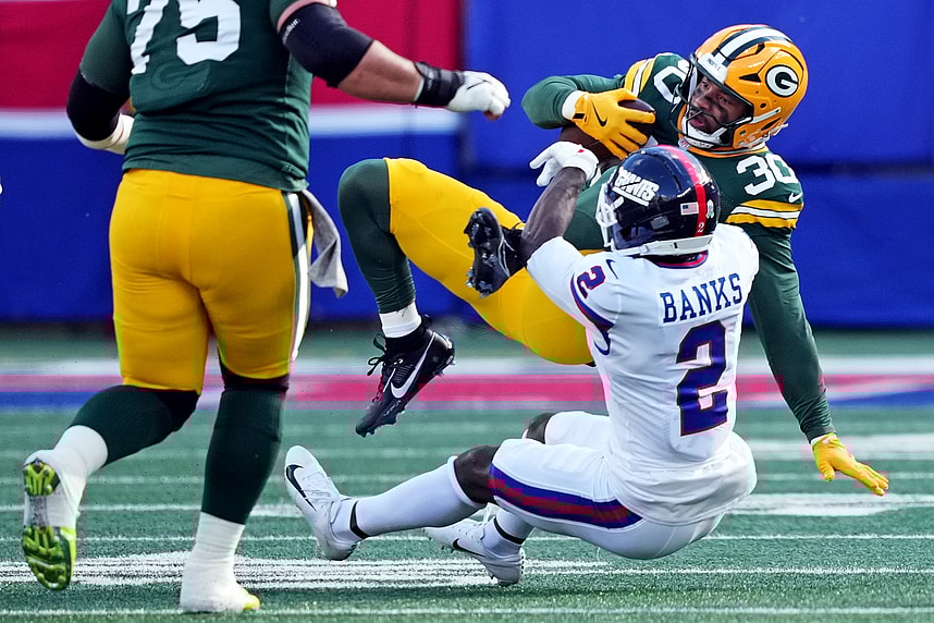 deonte banks, NFL: Green Bay Packers at New York Giants