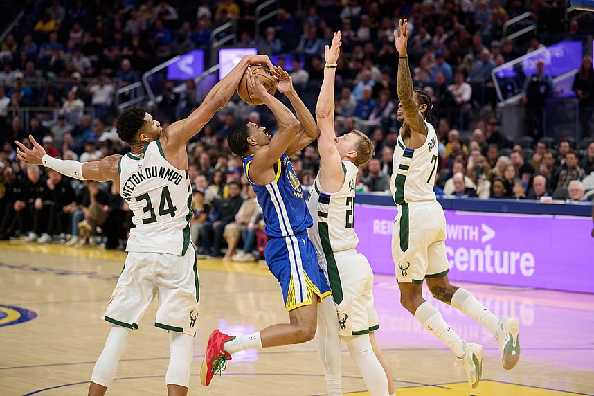 NBA: Milwaukee Bucks at Golden State Warriors