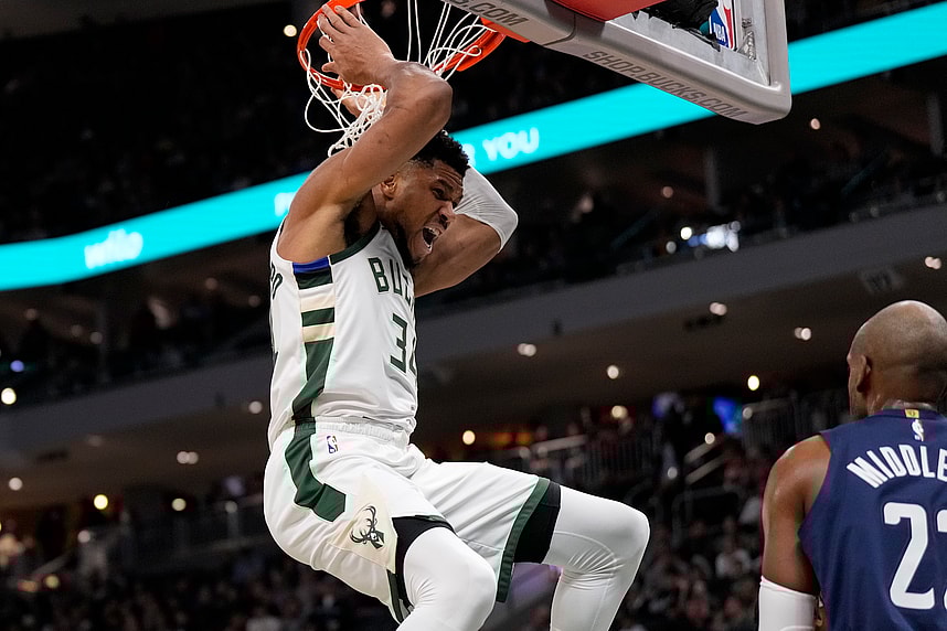 NBA: Washington Wizards at Milwaukee Bucks