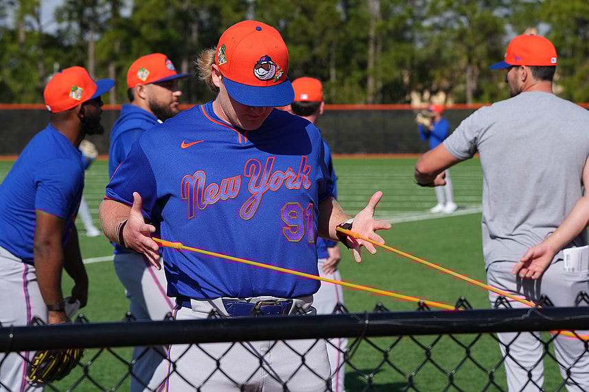 MLB: New York Mets-Workouts -- Jonathan Pintaro