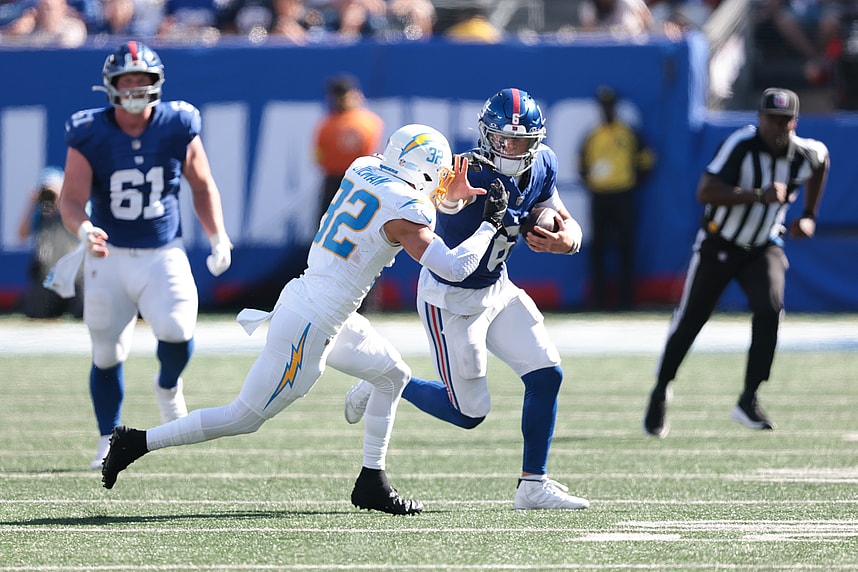 Alohi Gilman, NFL: Los Angeles Chargers at New York Giants