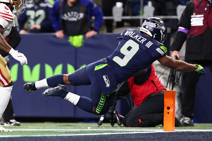 Kenneth Walker, giants, NFL: NFC Divisional Round-San Francisco 49ers at Seattle Seahawks