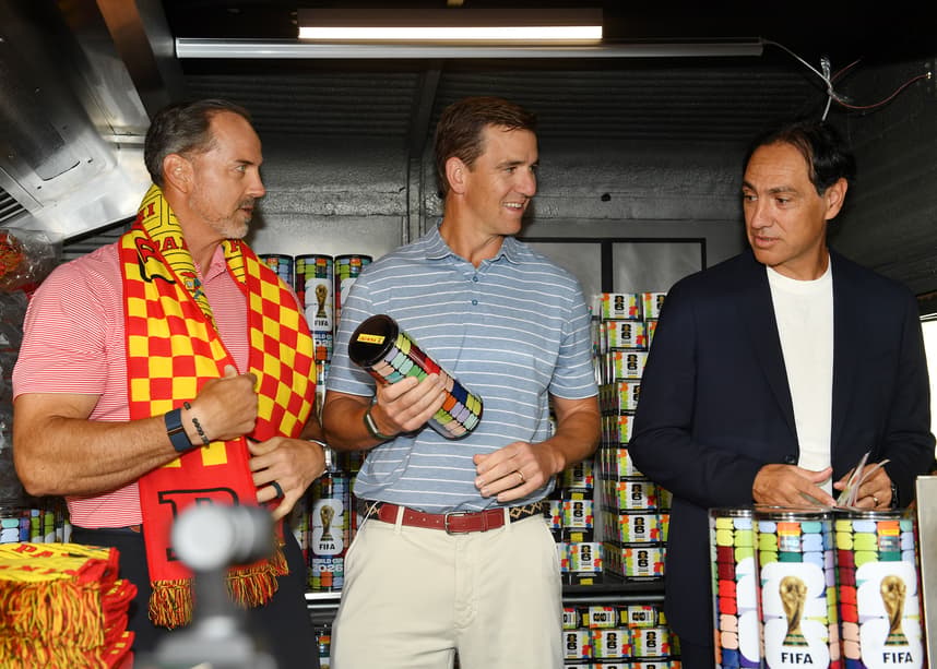Eli Manning, Shaun O'Hara, Giants, Alessandro Nesta, Italy, Azzurri, World Cup, Panini America