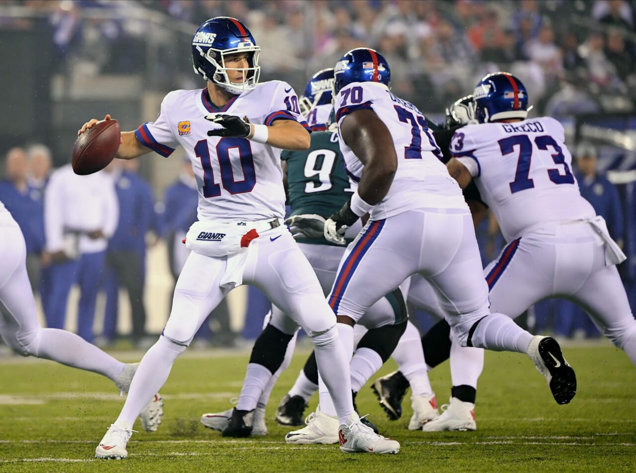 New York Giants: Eli Manning To Survive Another Week With Starting Job